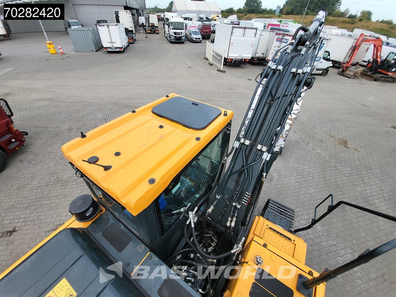 Máy xúc bánh xích mới Hyundai HX130 N A/C: hình 15 Máy xúc bánh xích mới Hyundai HX130 N A/C: hình 15