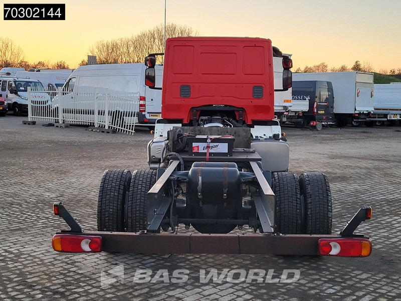 Cho thuê Iveco Eurocargo 160E320 4X2 NEW! 16T chassis 2016 production Euro 6 Iveco Eurocargo 160E320 4X2 NEW! 16T chassis 2016 production Euro 6: hình 9 Cho thuê Iveco Eurocargo 160E320 4X2 NEW! 16T chassis 2016 production Euro 6 Iveco Eurocargo 160E320 4X2 NEW! 16T chassis 2016 production Euro 6: hình 9