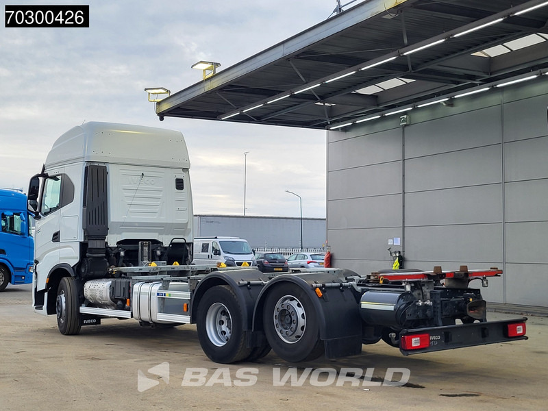 Iveco S-Way 510 6X2 Retarder Full Air Lift Axle BDF Euro 6 - Xe chở container/ Xe tải hoán đổi thân: hình 2 Iveco S-Way 510 6X2 Retarder Full Air Lift Axle BDF Euro 6 - Xe chở container/ Xe tải hoán đổi thân: hình 2