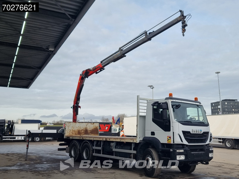 Iveco Trakker 360 6X4 Palfinger PK17.001 SLD Remote Steelsuspension Big-Axle - Xe tải thùng lửng/ Phẳng, Xe cẩu tự hành: hình 3 Iveco Trakker 360 6X4 Palfinger PK17.001 SLD Remote Steelsuspension Big-Axle - Xe tải thùng lửng/ Phẳng, Xe cẩu tự hành: hình 3