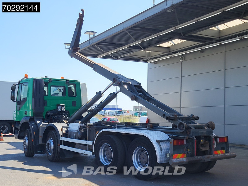 Iveco Trakker 410 8X4 Hyvalift 26-65S Hooklift Manual Big-Axle EEV - Xe tải nâng móc: hình 2 Iveco Trakker 410 8X4 Hyvalift 26-65S Hooklift Manual Big-Axle EEV - Xe tải nâng móc: hình 2