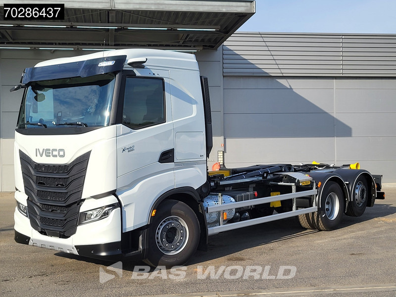 Iveco X-Way 580 6X2 Palfinger PHT20SLD5 Hooklift Lift+steering Axle Automatic Navi ACC LED Euro 6 - Xe tải nâng móc: hình 5 Iveco X-Way 580 6X2 Palfinger PHT20SLD5 Hooklift Lift+steering Axle Automatic Navi ACC LED Euro 6 - Xe tải nâng móc: hình 5