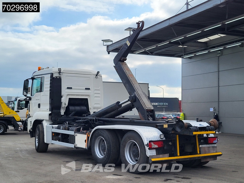 Xe tải nâng móc MAN TGS 33.440 6X4 25Ton AJK NHS25-5930 hooklift with 5th wheel Wechselsystem Manual Big-Axle Euro 5: hình 7 Xe tải nâng móc MAN TGS 33.440 6X4 25Ton AJK NHS25-5930 hooklift with 5th wheel Wechselsystem Manual Big-Axle Euro 5: hình 7