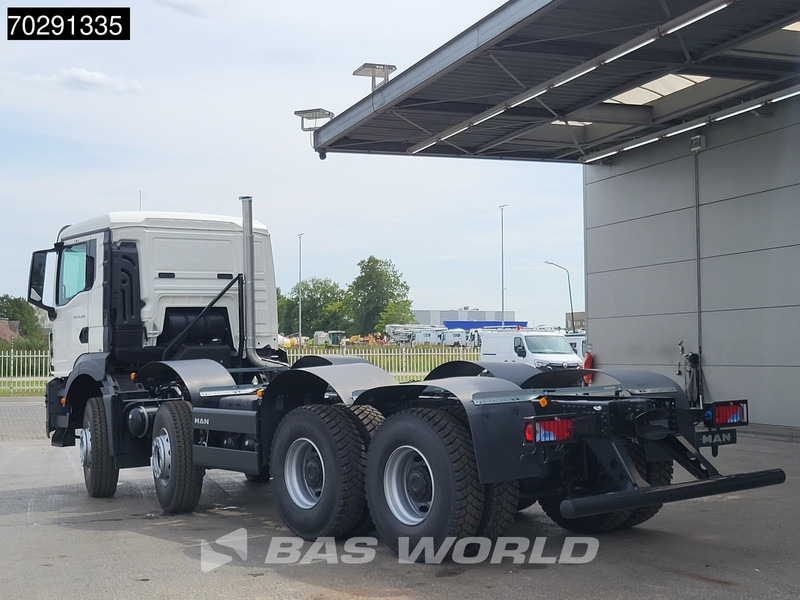 MAN TGS 41.400 8X4 New 8x4 chassis Engine PTO Steelsuspension Big-Axle Manual Euro 2 - Xe tải khung gầm: hình 2 MAN TGS 41.400 8X4 New 8x4 chassis Engine PTO Steelsuspension Big-Axle Manual Euro 2 - Xe tải khung gầm: hình 2
