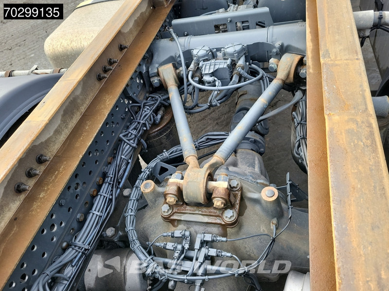 Xe chở container/ Xe tải hoán đổi thân Mercedes-Benz Actros 2553 Actros 6X2 Full Air Retarder Lift Axle Euro 6: hình 10 Xe chở container/ Xe tải hoán đổi thân Mercedes-Benz Actros 2553 Actros 6X2 Full Air Retarder Lift Axle Euro 6: hình 10