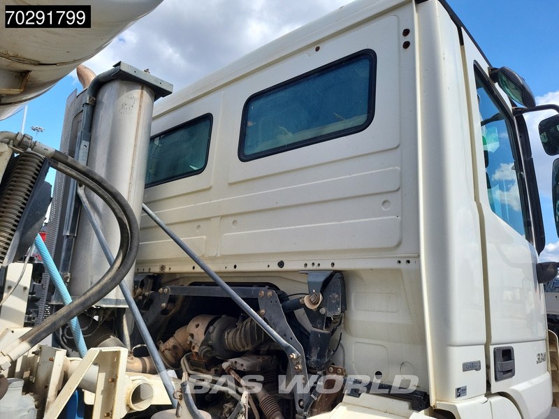 Mercedes-Benz Actros 3241 8X4 9m3 Schwing Stetter Retarder Big-Axle Steelsuspension 3-Pedals Euro 4 - Xe trộn bê tông: hình 5 Mercedes-Benz Actros 3241 8X4 9m3 Schwing Stetter Retarder Big-Axle Steelsuspension 3-Pedals Euro 4 - Xe trộn bê tông: hình 5