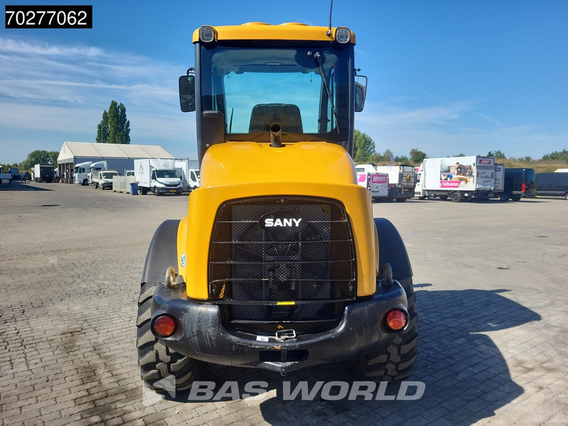 Sany SW115 - Máy xúc lật bánh lốp: hình 3 Sany SW115 - Máy xúc lật bánh lốp: hình 3