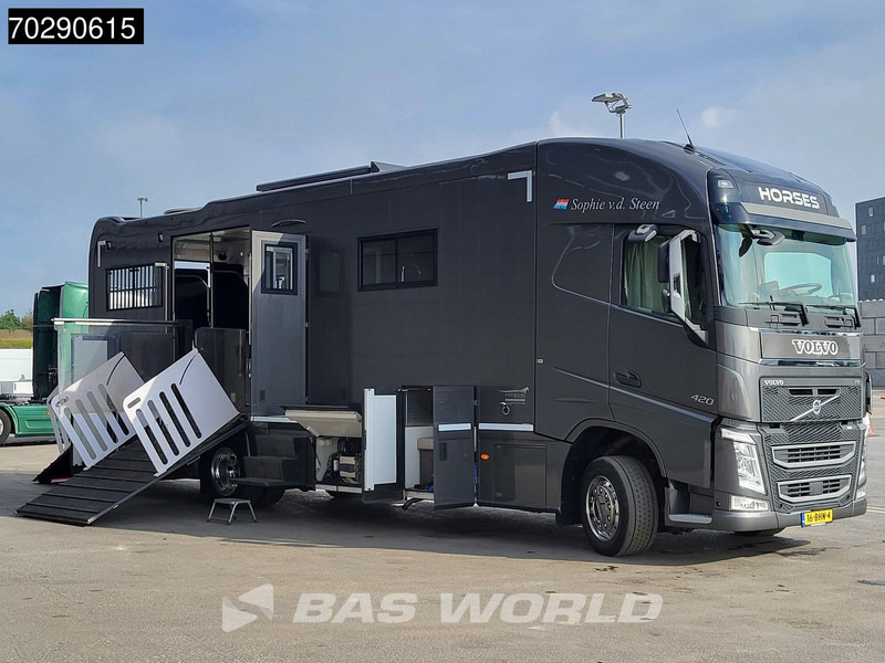 Volvo FH 420 FH 4X2 NL-Truck STX Horse truck + Living 4 Horses Navi ACC Euro 6 - Xe tải chở ngựa: hình 3 Volvo FH 420 FH 4X2 NL-Truck STX Horse truck + Living 4 Horses Navi ACC Euro 6 - Xe tải chở ngựa: hình 3