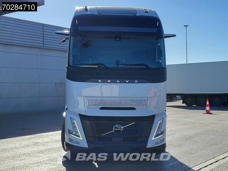 Volvo FH 62 R AERO 6X2 NEW Horsetruck chassis Lift+Lenkachse Dynamic Steering Mirror cam Euro 6 - Xe tải khung gầm: hình 5 Volvo FH 62 R AERO 6X2 NEW Horsetruck chassis Lift+Lenkachse Dynamic Steering Mirror cam Euro 6 - Xe tải khung gầm: hình 5