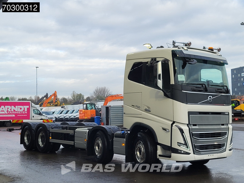 Volvo FH16 750 FH16 8X4 NEW 8x4 chassis! Air suspension Big-Axle Automatic VEB+ Euro 6 - Xe tải khung gầm: hình 3 Volvo FH16 750 FH16 8X4 NEW 8x4 chassis! Air suspension Big-Axle Automatic VEB+ Euro 6 - Xe tải khung gầm: hình 3