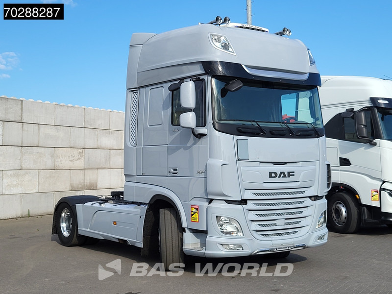 DAF XF 530 4X2 SSC ADR Standklima ACC 2x Tanks Navi Euro 6 - Xe đầu kéo: hình 3 DAF XF 530 4X2 SSC ADR Standklima ACC 2x Tanks Navi Euro 6 - Xe đầu kéo: hình 3