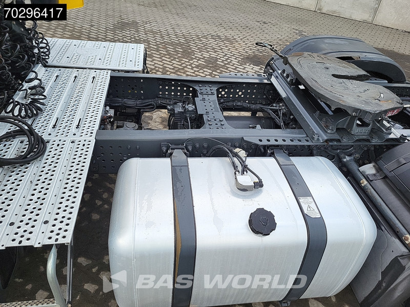 Mercedes-Benz Actros 1843 4X2 StreamSpace - Xe đầu kéo: hình 2 Mercedes-Benz Actros 1843 4X2 StreamSpace - Xe đầu kéo: hình 2