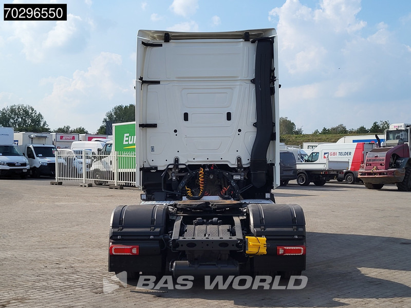 Mercedes-Benz Actros 1845 4X2 GigaSpace Mega Retarder 2x Tanks Standklima Xenon Euro 6 - Xe đầu kéo: hình 3 Mercedes-Benz Actros 1845 4X2 GigaSpace Mega Retarder 2x Tanks Standklima Xenon Euro 6 - Xe đầu kéo: hình 3
