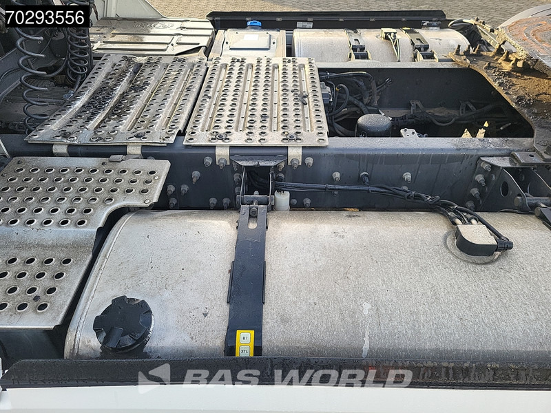 Xe đầu kéo Renault T 480 4X2 HSC 2x Tanks: hình 12