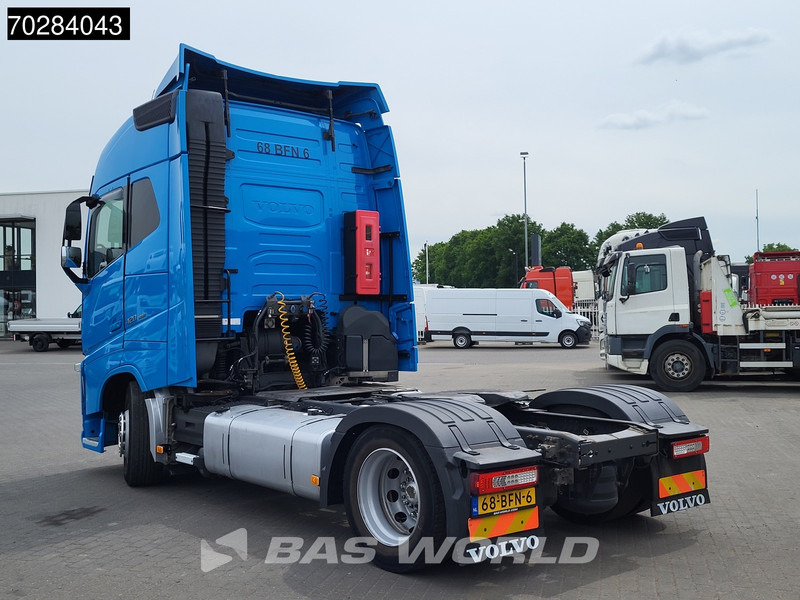Volvo FH 420 4X2 NL-Truck Mega 2x Tanks VEB+ Xenon - Xe đầu kéo: hình 2 Volvo FH 420 4X2 NL-Truck Mega 2x Tanks VEB+ Xenon - Xe đầu kéo: hình 2
