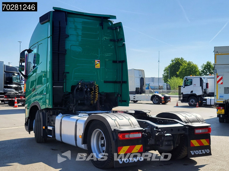 Volvo FH 460 4X2 - Xe đầu kéo: hình 2 Volvo FH 460 4X2 - Xe đầu kéo: hình 2