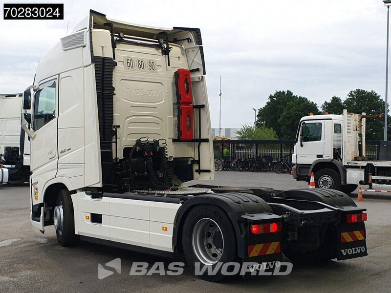 Volvo FH 460 4X2 VEB+ I-ParkCool 2x Tanks LED Navi - Xe đầu kéo: hình 2 Volvo FH 460 4X2 VEB+ I-ParkCool 2x Tanks LED Navi - Xe đầu kéo: hình 2