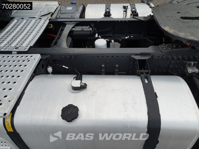 Xe đầu kéo Volvo FH 460 FH 4X2 VEB+ 2x Tanks ACC LED: hình 11