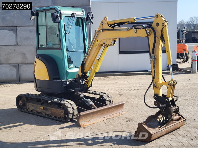 Yanmar VIO25-4 - Máy xúc mini: hình 3 Yanmar VIO25-4 - Máy xúc mini: hình 3