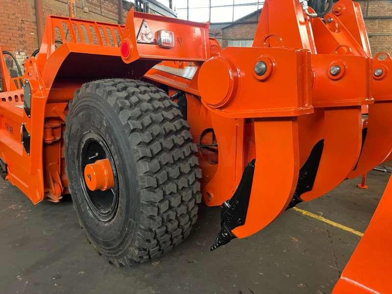 Máy cào Agrotécnica TH48: hình 6 Máy cào Agrotécnica TH48: hình 6