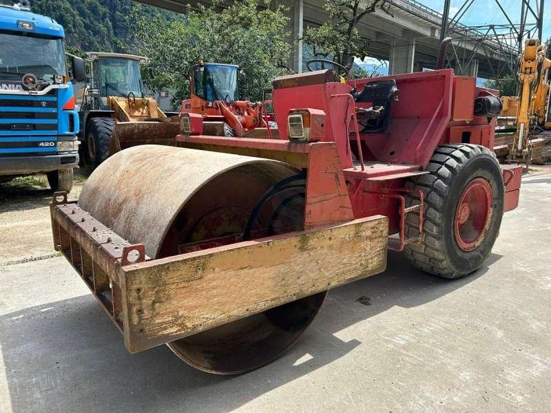 Bitelli BORA C 80 MACHINE SUISSE - Xe lu kết hợp: hình 2 Bitelli BORA C 80 MACHINE SUISSE - Xe lu kết hợp: hình 2