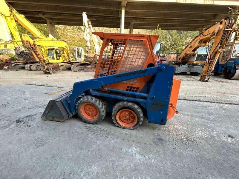 Bobcat 543 MACHINE SUISSE - Máy xúc lật đa năng: hình 5 Bobcat 543 MACHINE SUISSE - Máy xúc lật đa năng: hình 5