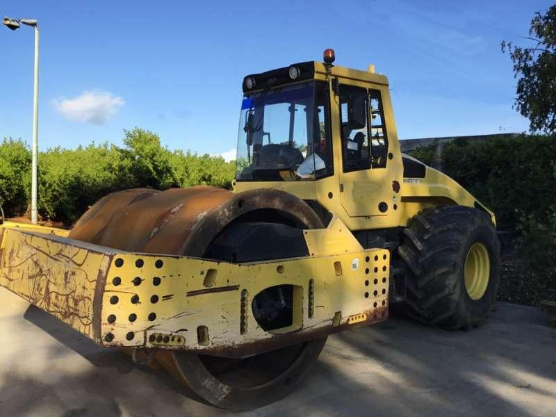 Bomag BW 226 DI-4 BVC - Xe lu kết hợp: hình 1 Bomag BW 226 DI-4 BVC - Xe lu kết hợp: hình 1