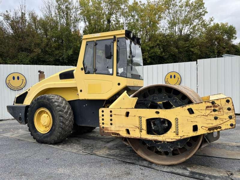 Bomag BW219DH4 - Xe lu kết hợp: hình 1 Bomag BW219DH4 - Xe lu kết hợp: hình 1