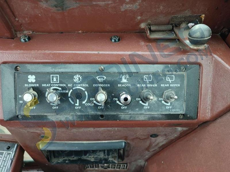 Máy xúc lật bánh lốp Case W30: hình 39
