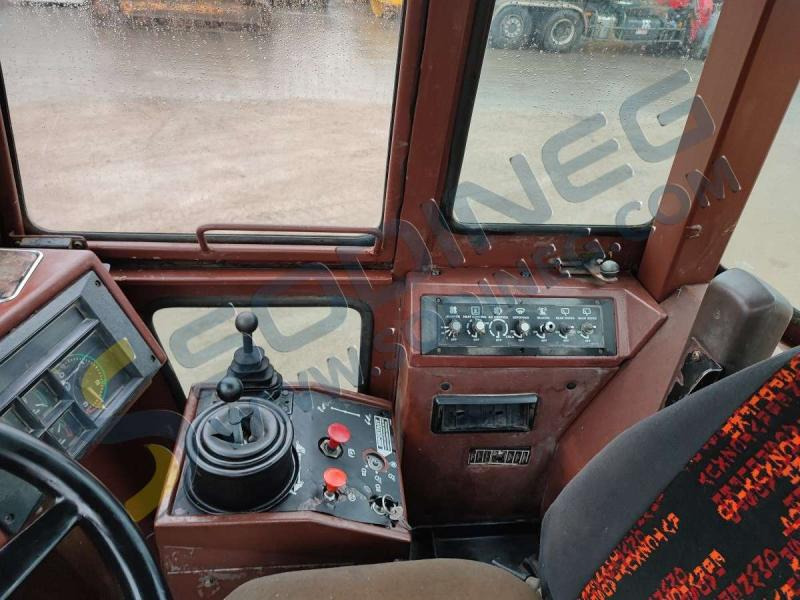 Máy xúc lật bánh lốp Case W30: hình 35