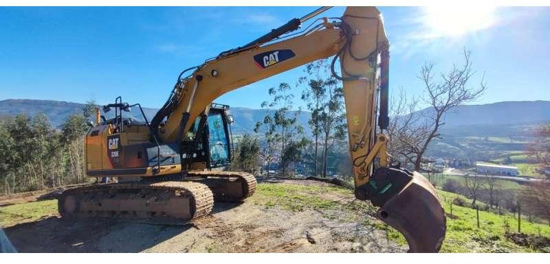 Caterpillar 320E LRR - Máy xúc bánh xích: hình 1 Caterpillar 320E LRR - Máy xúc bánh xích: hình 1