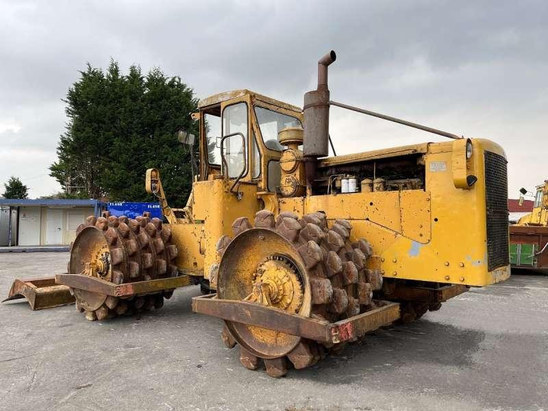 Caterpillar 825 + porte engins - Máy đầm: hình 5 Caterpillar 825 + porte engins - Máy đầm: hình 5