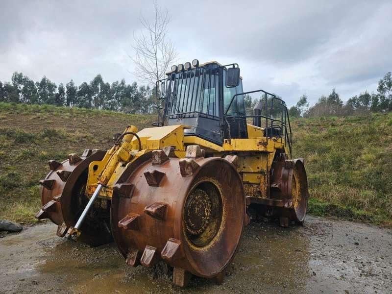 Caterpillar 826GII - Máy đầm: hình 2 Caterpillar 826GII - Máy đầm: hình 2