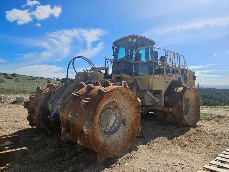 Caterpillar 836H - Máy đầm: hình 4 Caterpillar 836H - Máy đầm: hình 4
