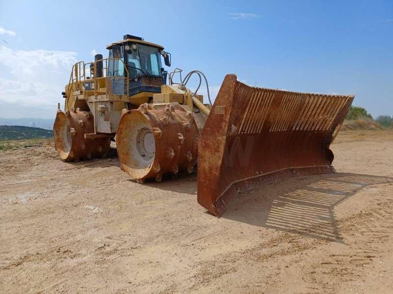 Caterpillar 836H - Máy đầm: hình 2 Caterpillar 836H - Máy đầm: hình 2