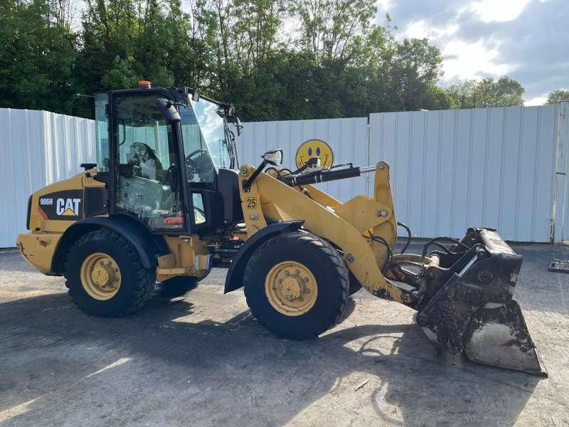 Caterpillar 906H - Máy xúc lật bánh lốp: hình 1 Caterpillar 906H - Máy xúc lật bánh lốp: hình 1