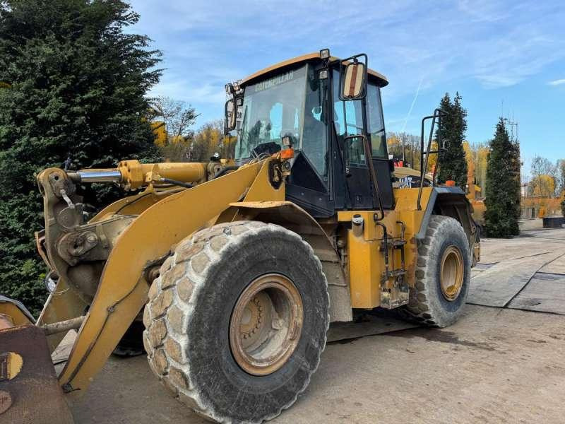 Caterpillar 950G - Máy xúc lật bánh lốp: hình 3 Caterpillar 950G - Máy xúc lật bánh lốp: hình 3