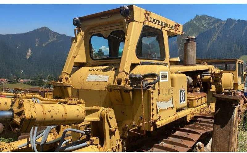 Caterpillar D9H - Máy ủi: hình 3 Caterpillar D9H - Máy ủi: hình 3