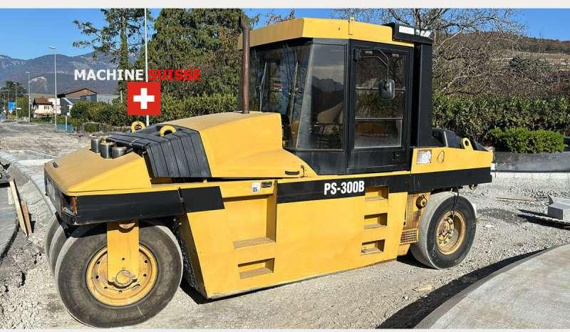 Caterpillar PS300B - Máy lăn khí nén: hình 1 Caterpillar PS300B - Máy lăn khí nén: hình 1