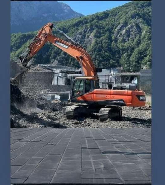 Doosan DX340 LC-5 - Máy xúc bánh xích: hình 4 Doosan DX340 LC-5 - Máy xúc bánh xích: hình 4