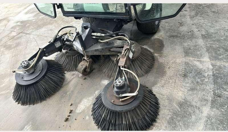 EGHOLM MASKINER 22A - Xe quét đường: hình 2 EGHOLM MASKINER 22A - Xe quét đường: hình 2