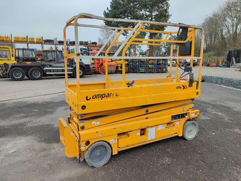 Haulotte CISEAUX COMPACT 8 - Máy nâng người thẳng đứng: hình 4 Haulotte CISEAUX COMPACT 8 - Máy nâng người thẳng đứng: hình 4