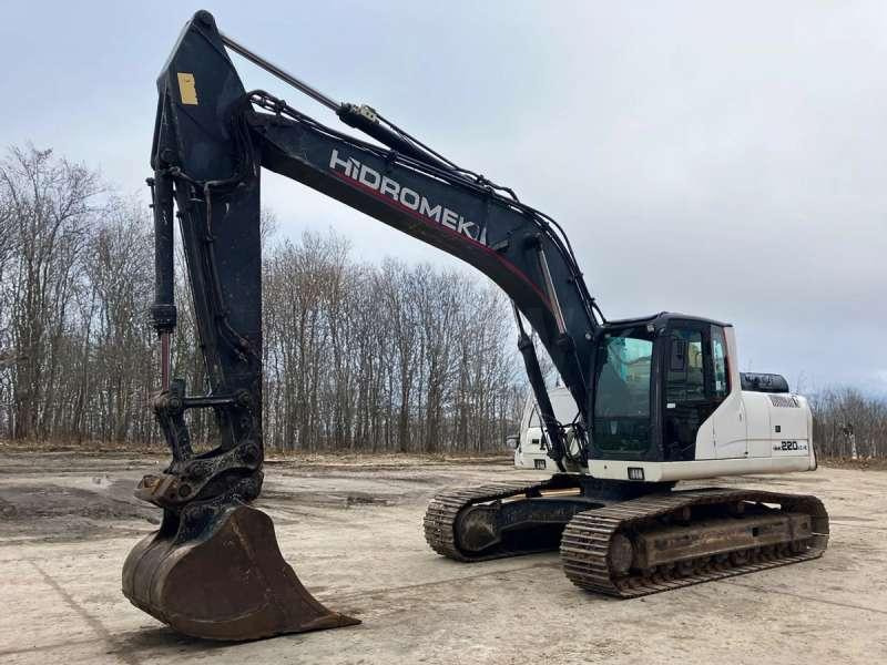 Hidromek HMK220 LC3 - Máy xúc bánh xích: hình 1 Hidromek HMK220 LC3 - Máy xúc bánh xích: hình 1