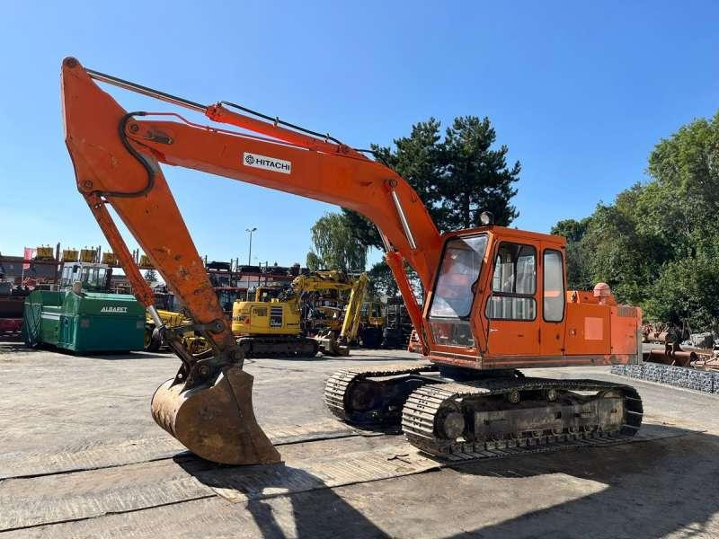 Hitachi UH073 - Máy xúc bánh xích: hình 3 Hitachi UH073 - Máy xúc bánh xích: hình 3