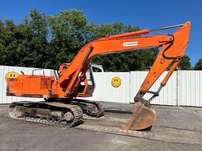 Hitachi UH073 - Máy xúc bánh xích: hình 1 Hitachi UH073 - Máy xúc bánh xích: hình 1