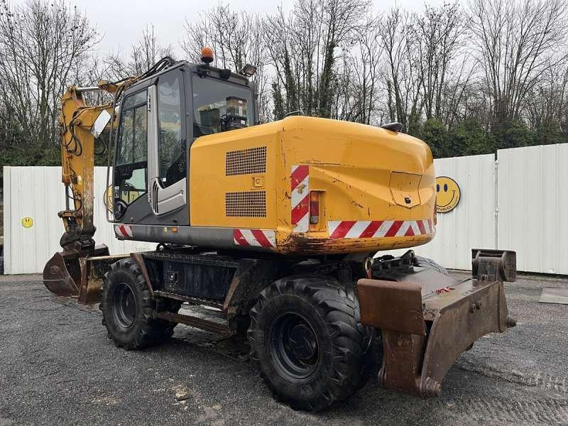 Hitachi ZX140W-3 - Máy xúc bánh lốp: hình 4 Hitachi ZX140W-3 - Máy xúc bánh lốp: hình 4