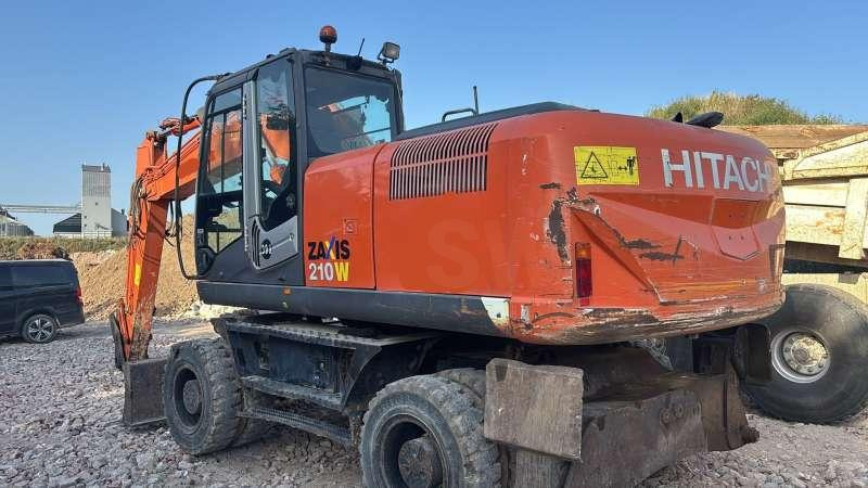 Hitachi ZX210W-3 - Máy xúc bánh lốp: hình 4 Hitachi ZX210W-3 - Máy xúc bánh lốp: hình 4