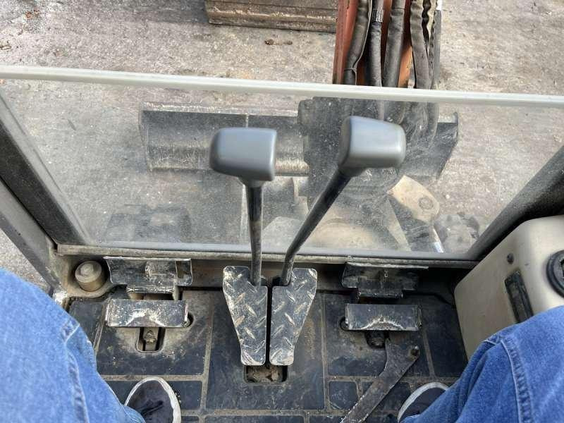 Máy xúc mini Hitachi ZX25 CLR: hình 23