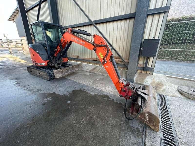 Hitachi ZX33U-5A CLR - Máy xúc mini: hình 2 Hitachi ZX33U-5A CLR - Máy xúc mini: hình 2
