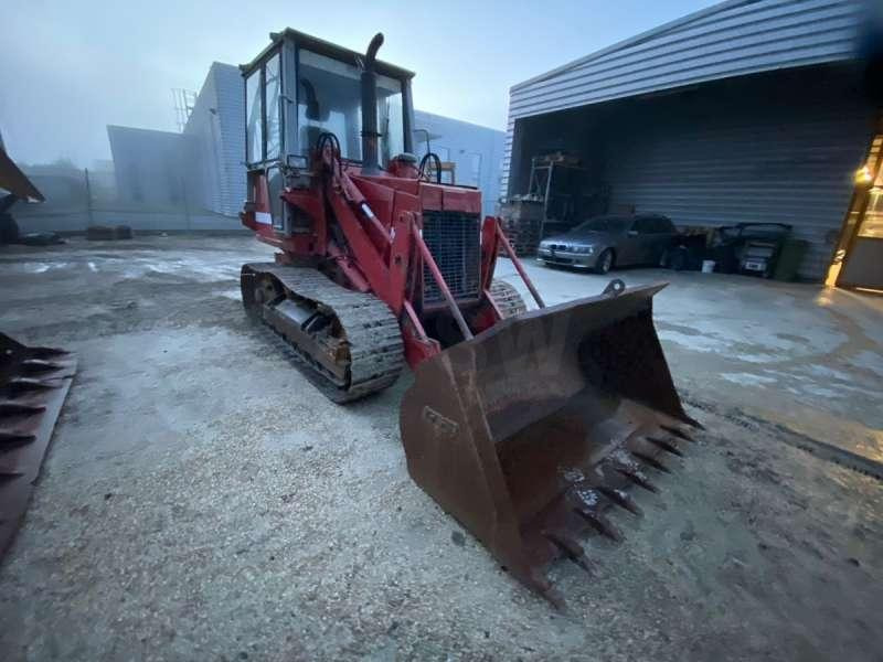Komatsu D31S-20 - Máy xúc lật bánh xích: hình 5 Komatsu D31S-20 - Máy xúc lật bánh xích: hình 5